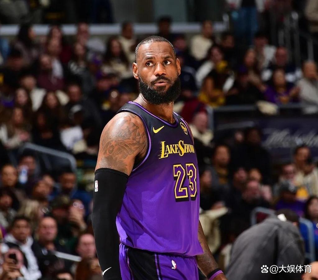 AYX SPORTS-浓眉哥焦点对战，詹姆斯与70激战SKT分钟，出色防守胜负难料！