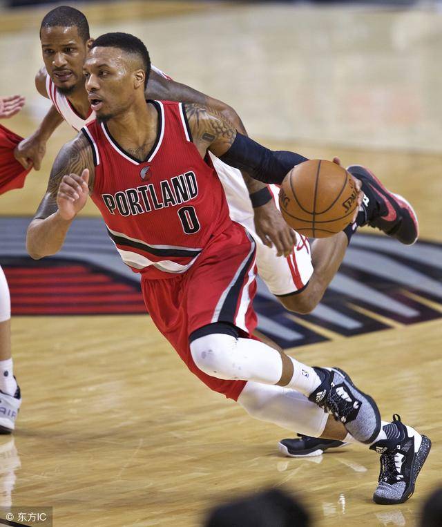 AYX SPORTS-浓眉哥迎来五赛季高光表现，巴黎圣日耳曼球迷沸腾！的简单介绍